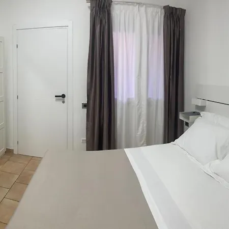 La Maison Del Mas Family 4* Elmas